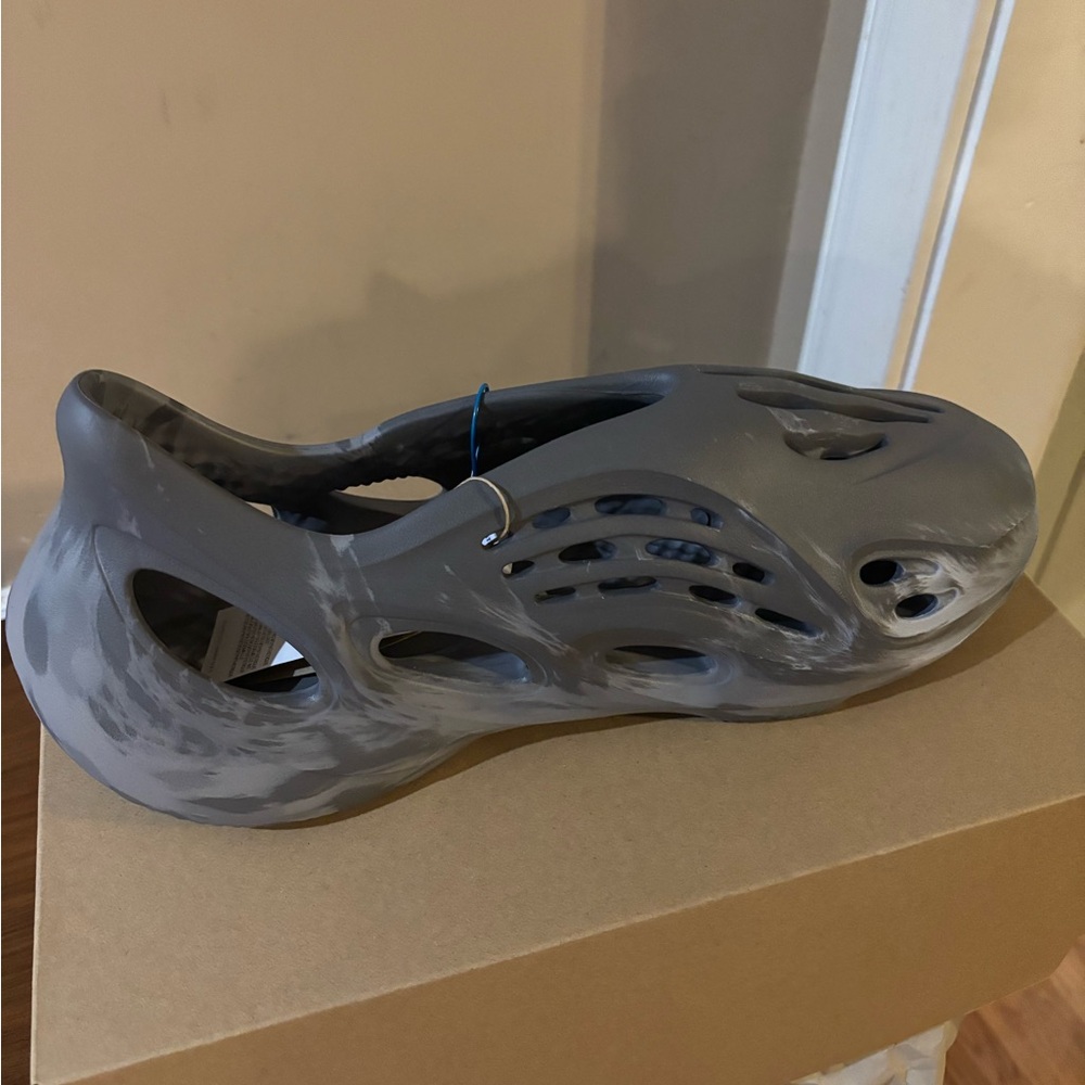 Yeezy Foam Runner Granite by Adidas